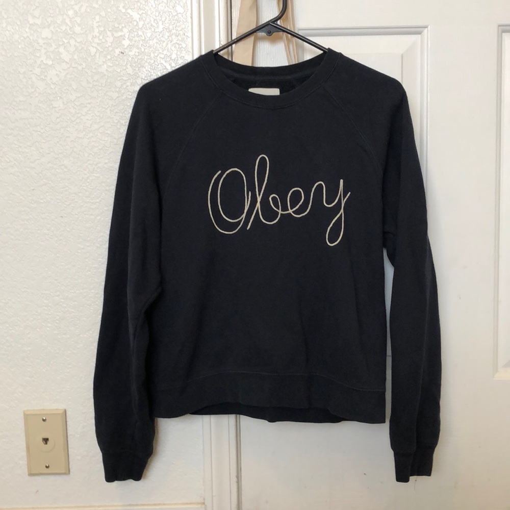 Obey crewneck sweater
